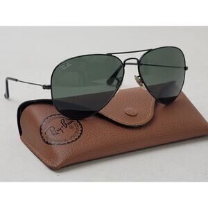 Ray-Ban Aviator Sunglasses Total Black with Case Made in Italy